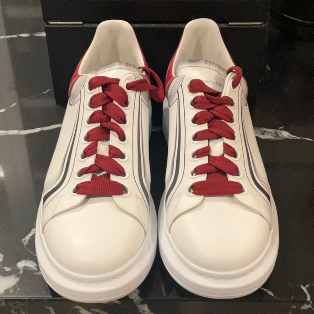 Men’s Alexander McQueeen Oversized Leather Sneakers